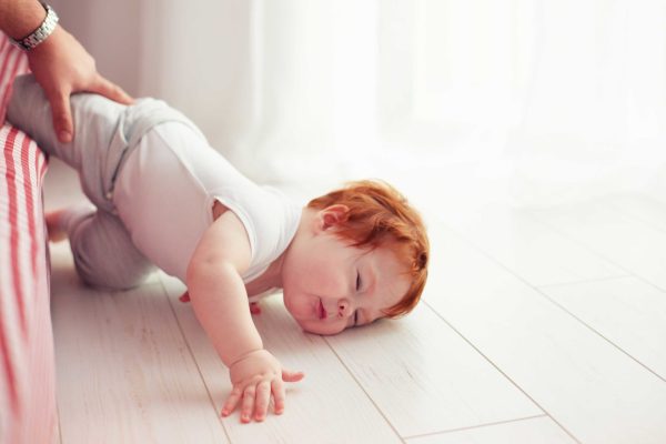 10 Langkah Menangani Anak yang Terjatuh dan Terbentur Kepala