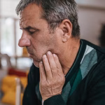 7 Cara Mengurangi Ketegangan Otot di Sekitar Dagu