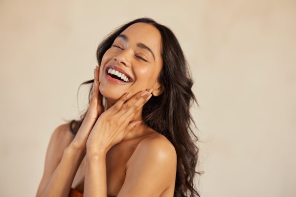 5 Tips Menjaga Kesehatan Kulit dari Dalam Lewat Pola Hidup