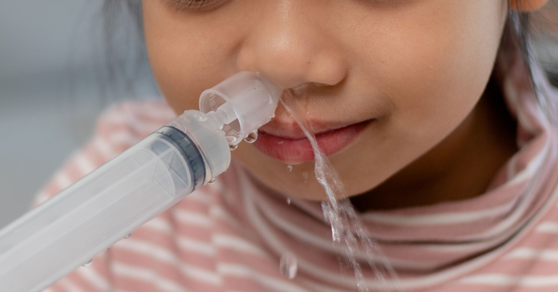 7 Tips Membersihkan Hidung dengan Air Garam