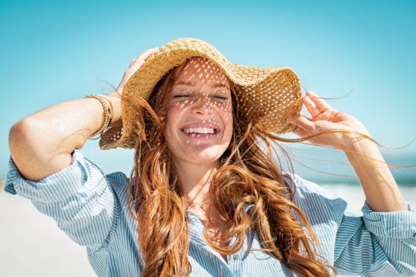 10 Tips Menjaga Bibir Sehat Selama Traveling
