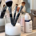 10 Cara Menjaga Kebersihan Alat Makeup agar Tidak Memicu Jerawat